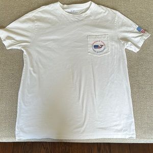 White Vineyard Vines size small tshirt.